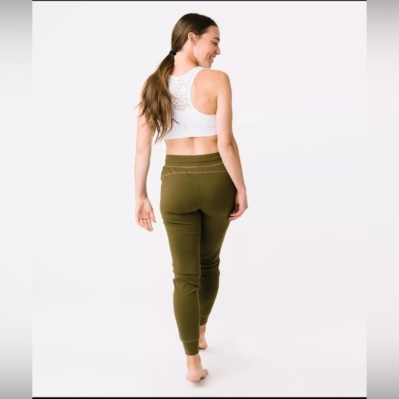 ZYIA Active Olive Unwind Joggers Size XL - Picture 2 of 7